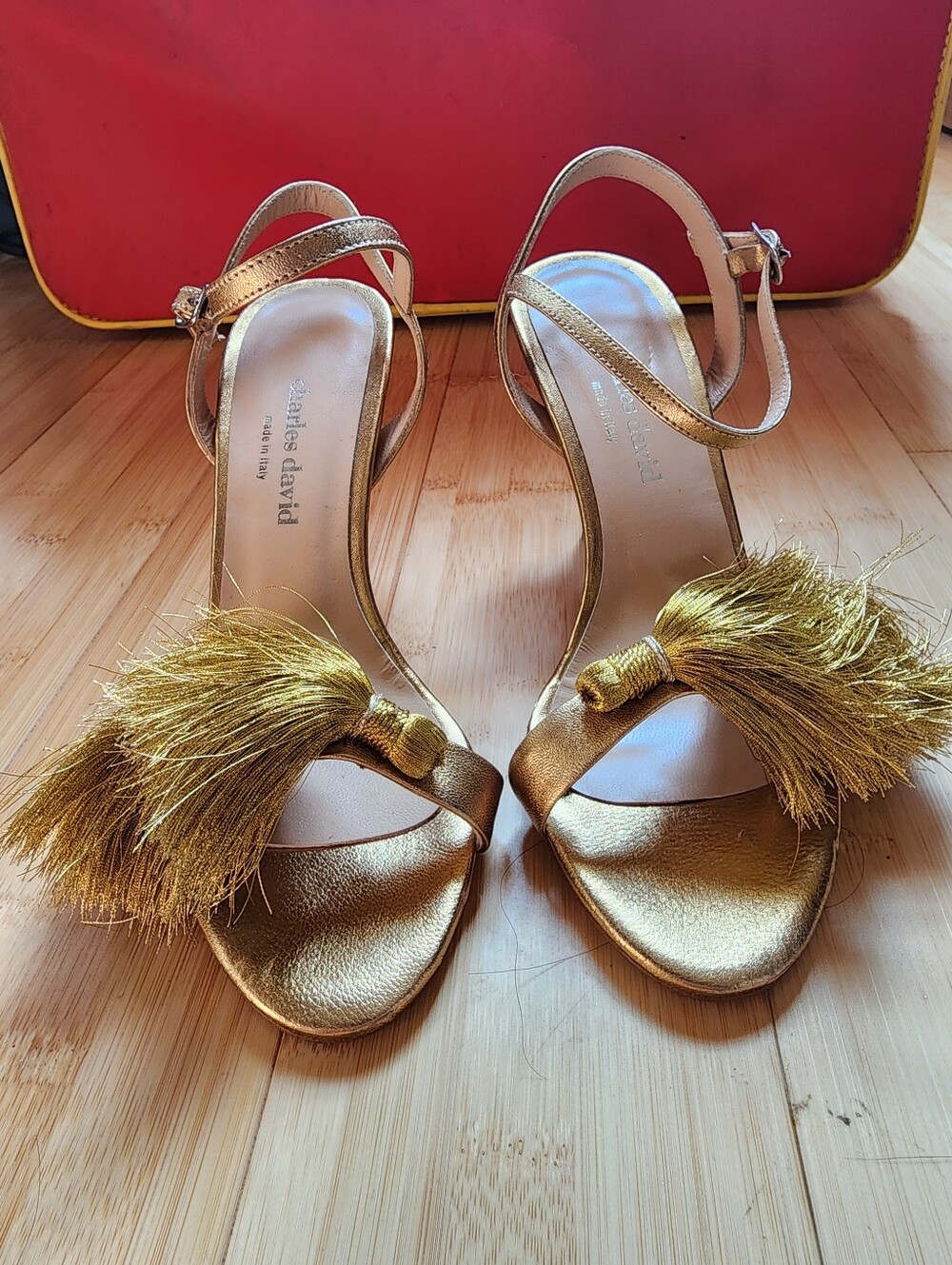 Charles David Made In Iraly Gold Tassel Ankle-Strap Sandals 5.5